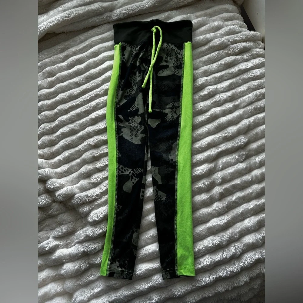 Justice size 8 leggings